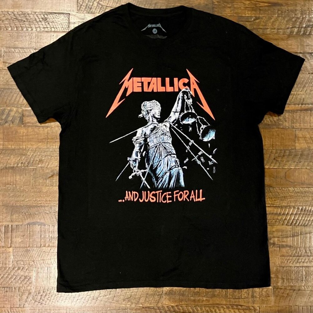 NWT Metallica Justice Short Sleeve Graphic T Shirt Full Size